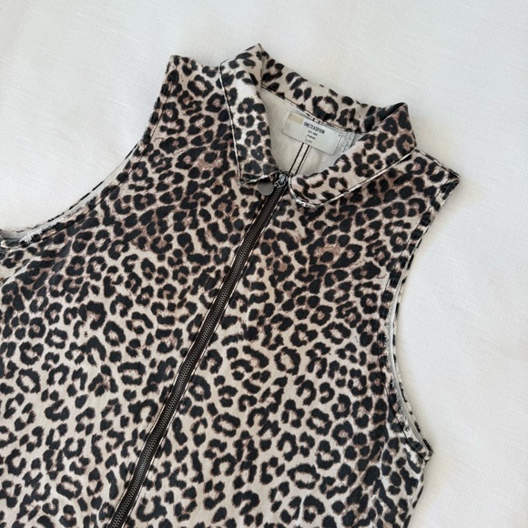 One Teaspoon Leopard Print Zip-Up Romper- women’s Large - Picture 9 of 11